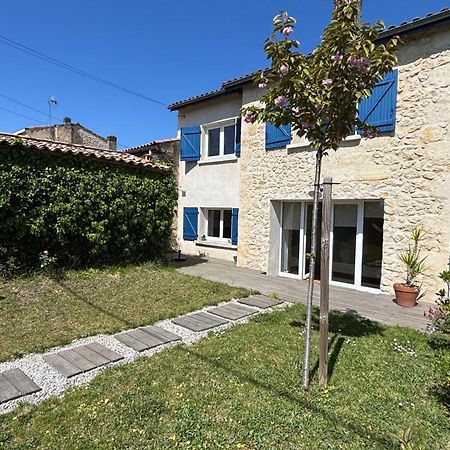 Maison De Charme Avec Jardin Et Terrasse Camblanes-et-Meynac Экстерьер фото